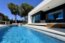Villa en L'Escala - Blanca