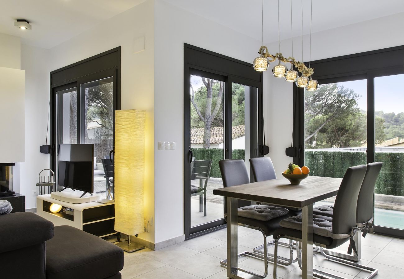 Villa en L'Escala - Elia