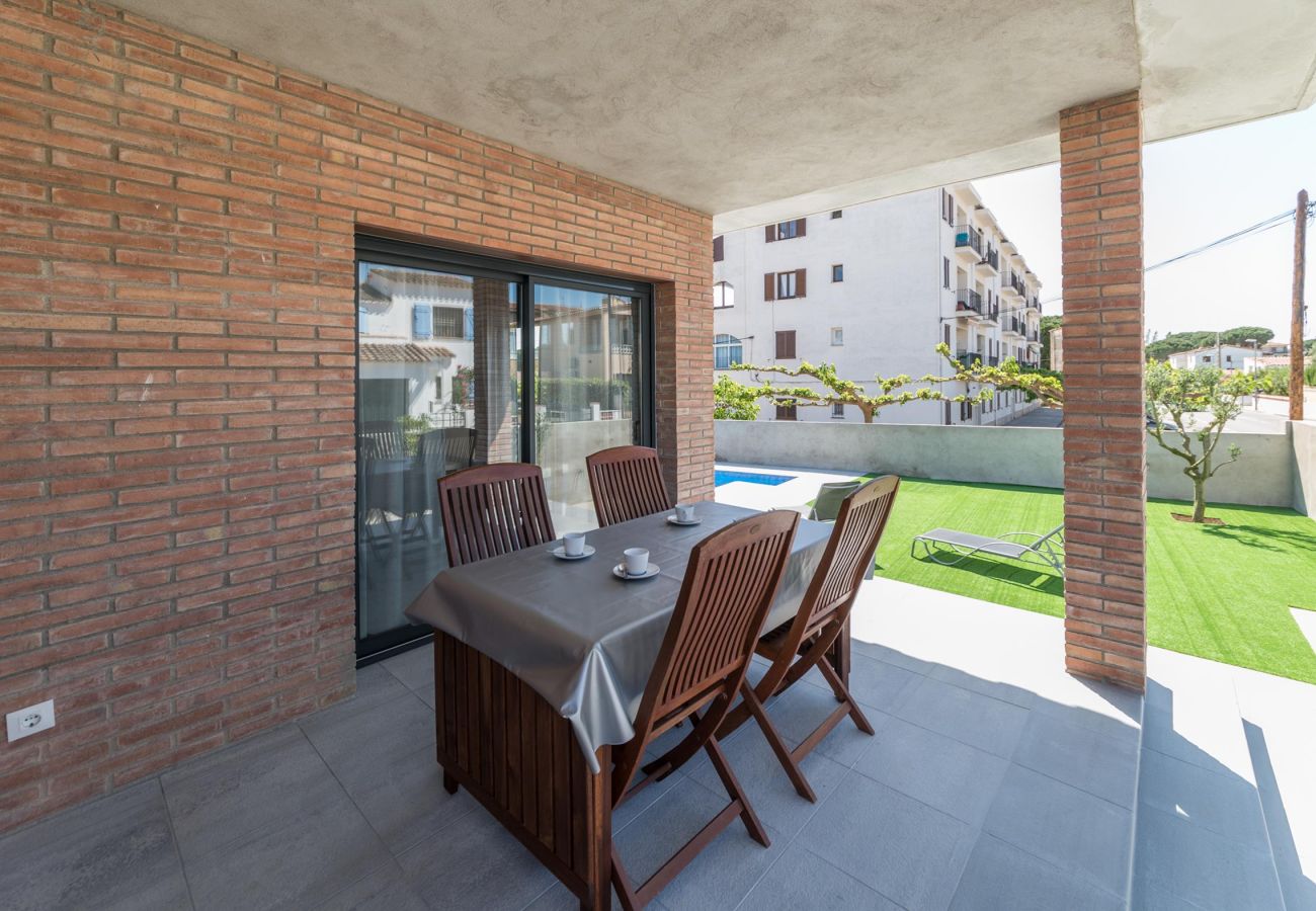 Villa en L'Escala - Margarita