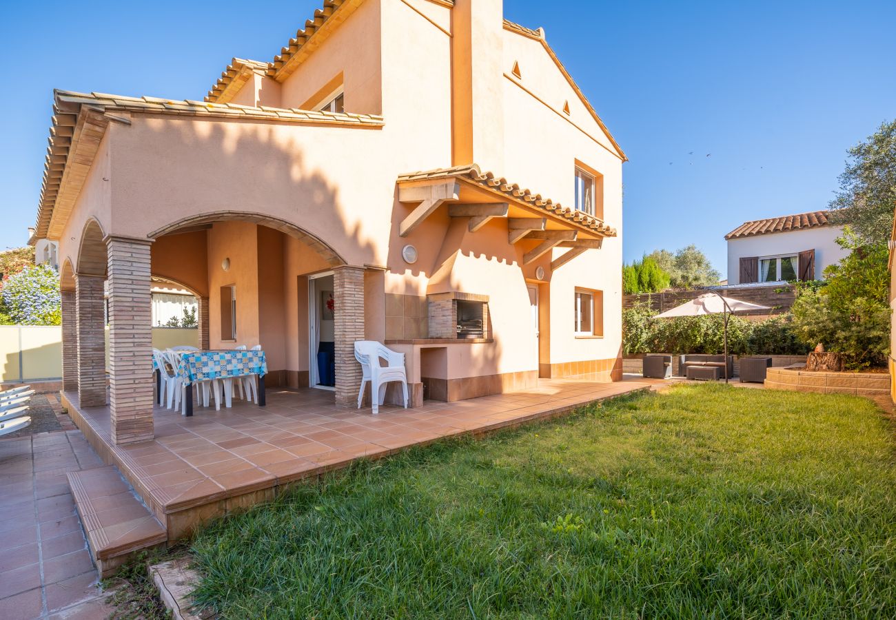 Villa en L'Escala - Dakota