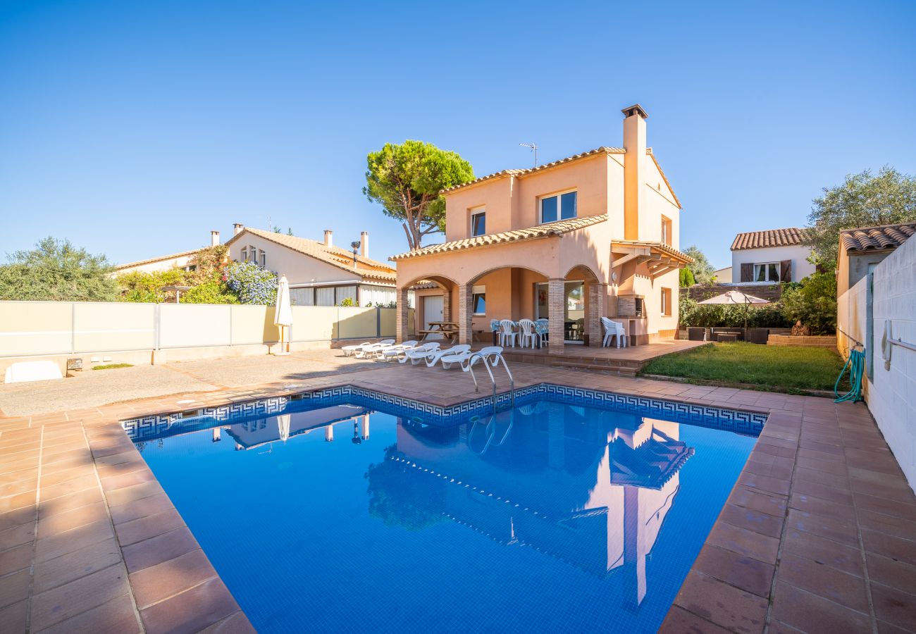 Villa en L'Escala - Dakota