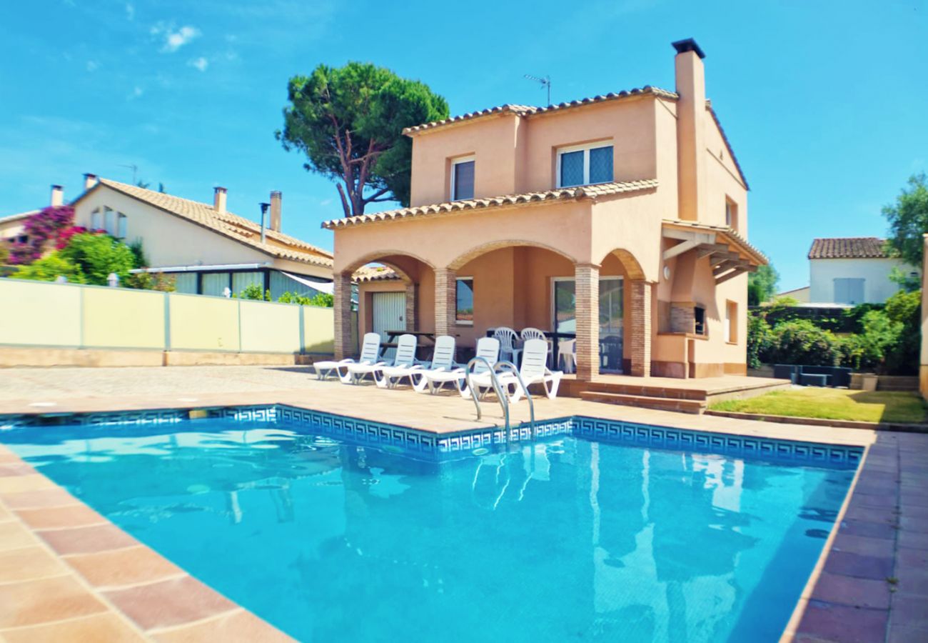 Villa en L'Escala - Dakota