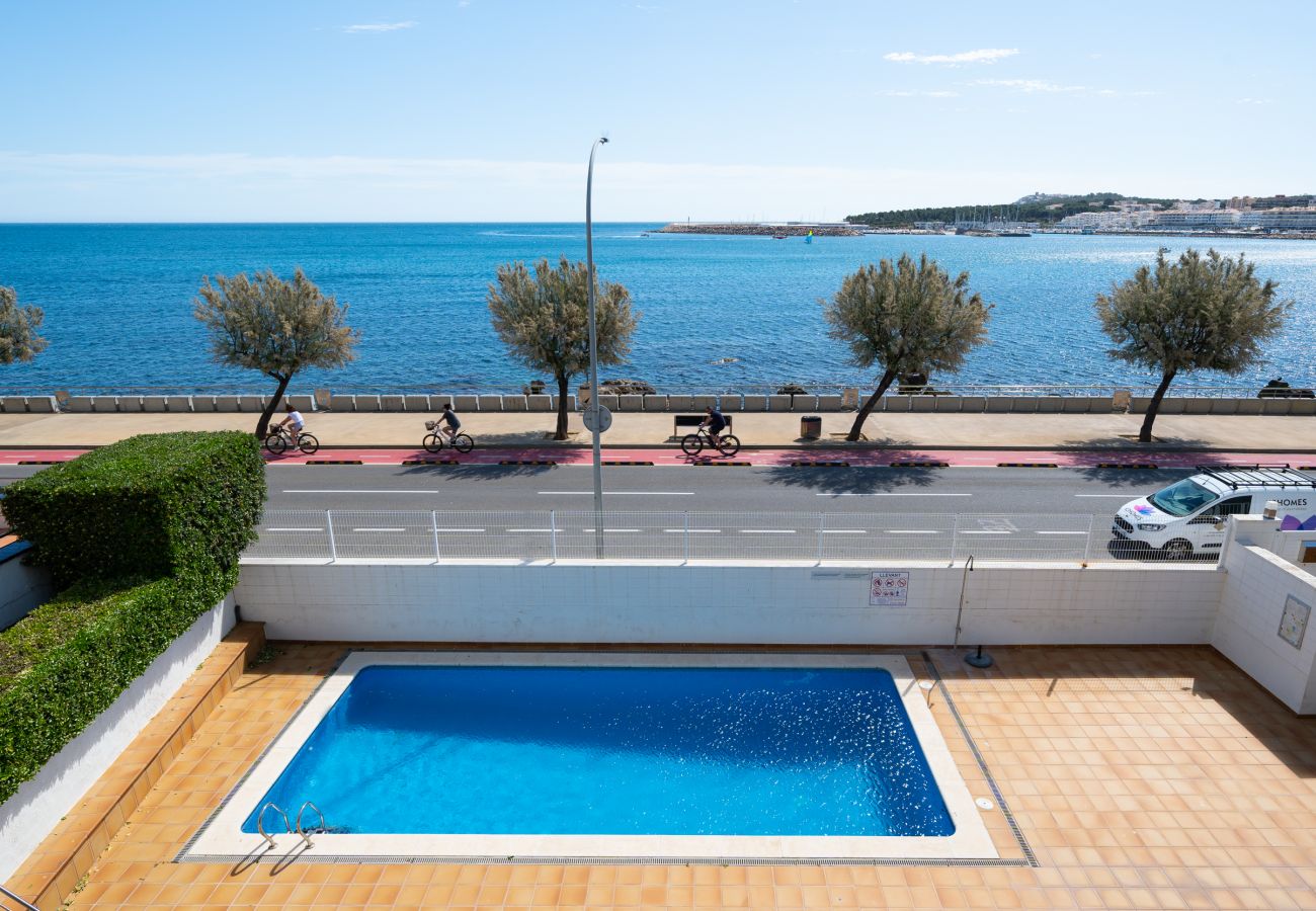 Apartamento en L'Escala - Luz