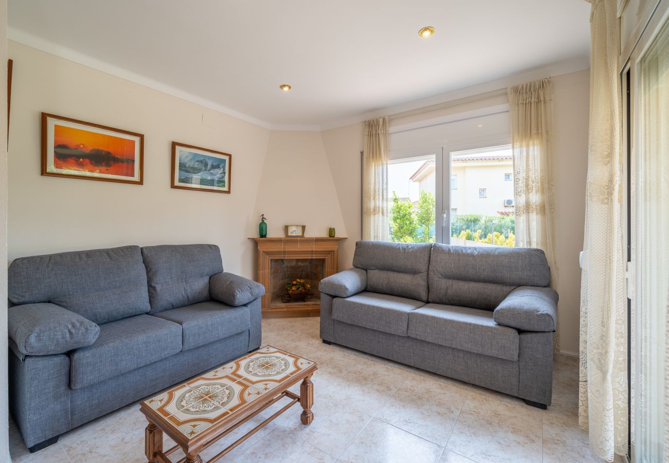 Villa en L'Escala - Mercedes