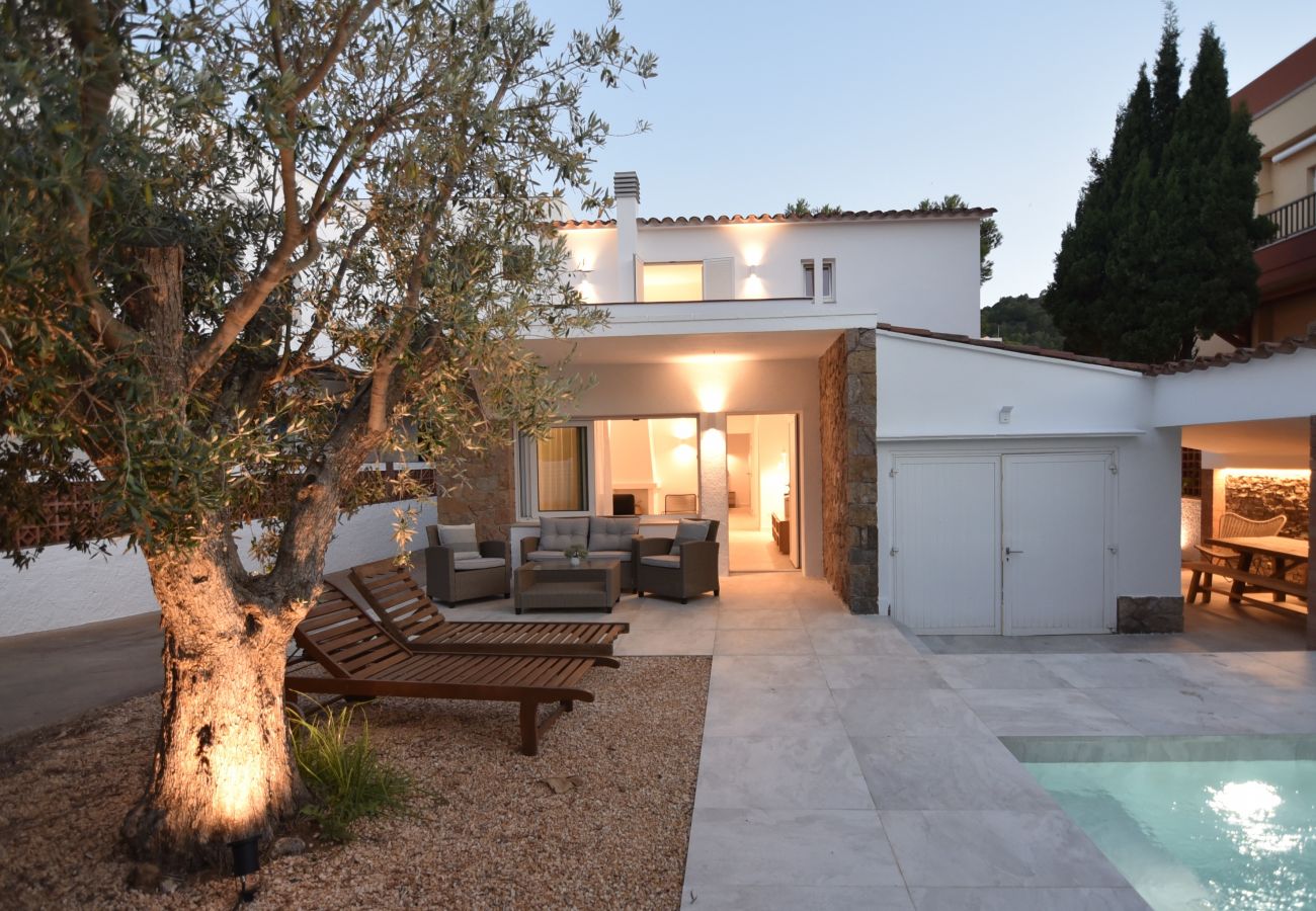 Villa en L'Escala - Montgo