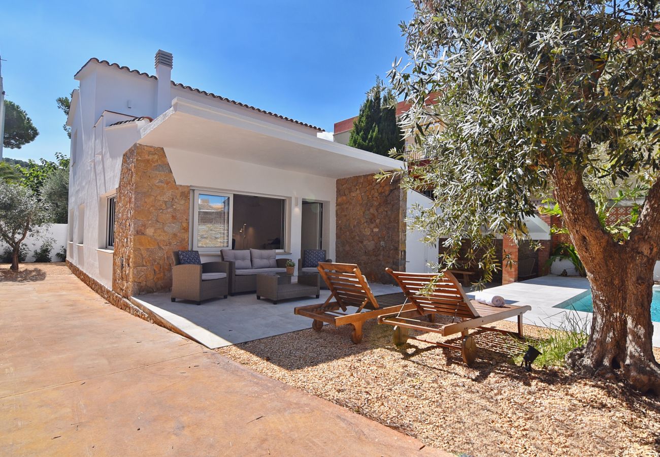 Villa en L'Escala - Montgo