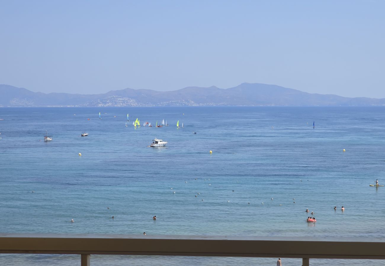 Apartamento en L'Escala - Celeste