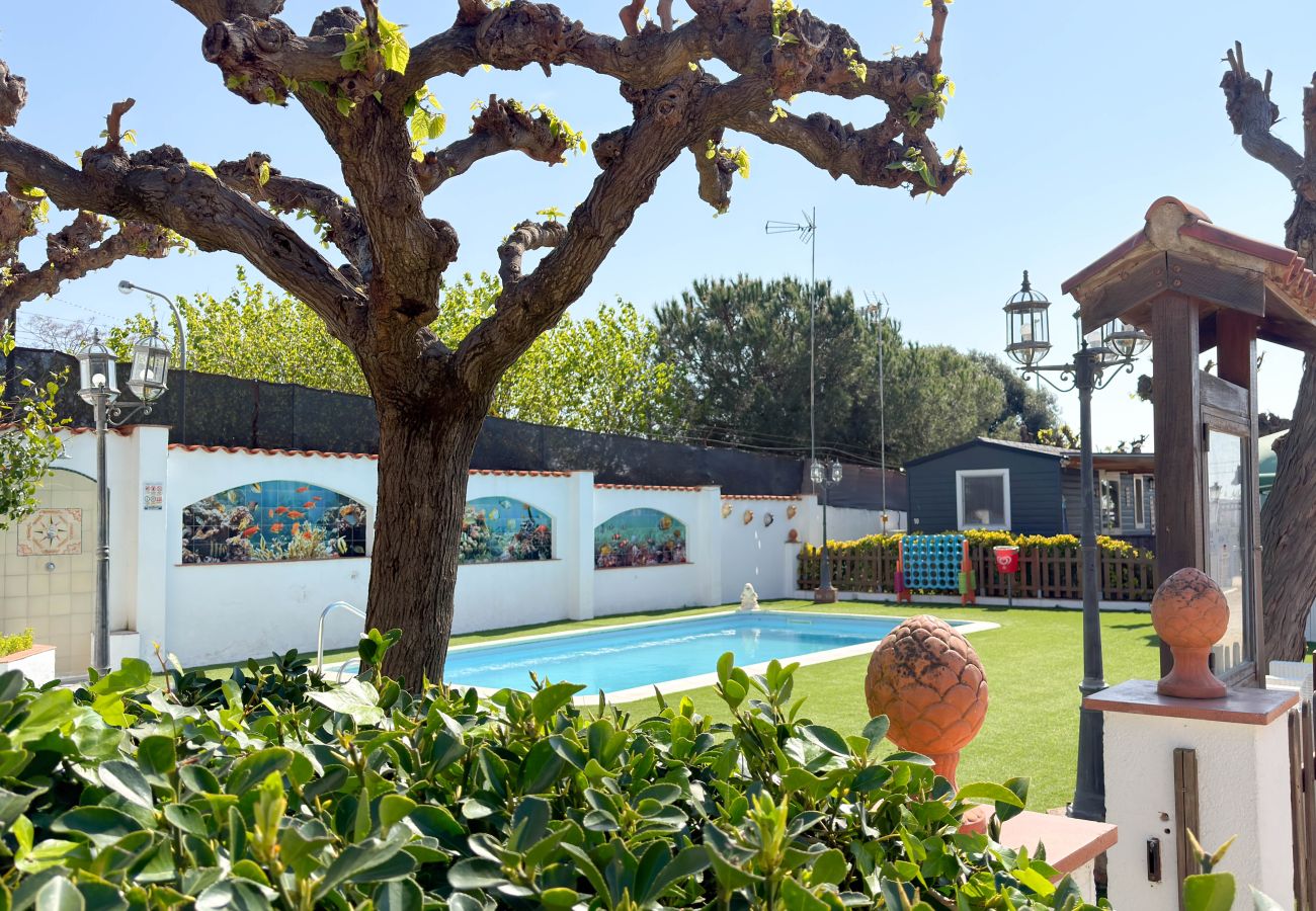 Bungalow en Canet de Mar - Costa Dorada: Tienda Arena