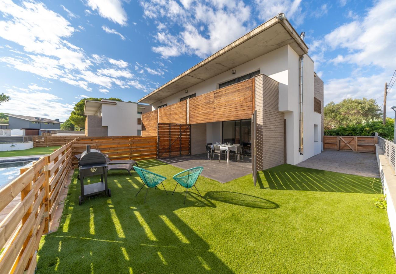 Casa adossada en Escala - Casa adosada en venta en Montgó, L`Escala