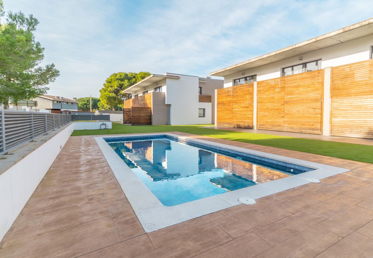 Casa adossada en Escala - Casa adosada en venta en Montgó, L`Escala