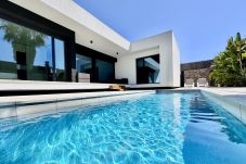 Villa in L'Escala - Blanca