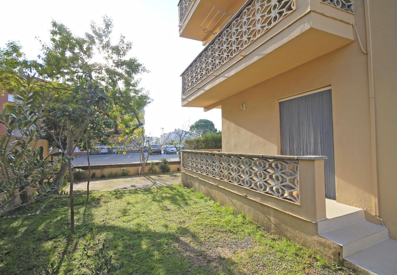 Apartment in L'Escala - Luna