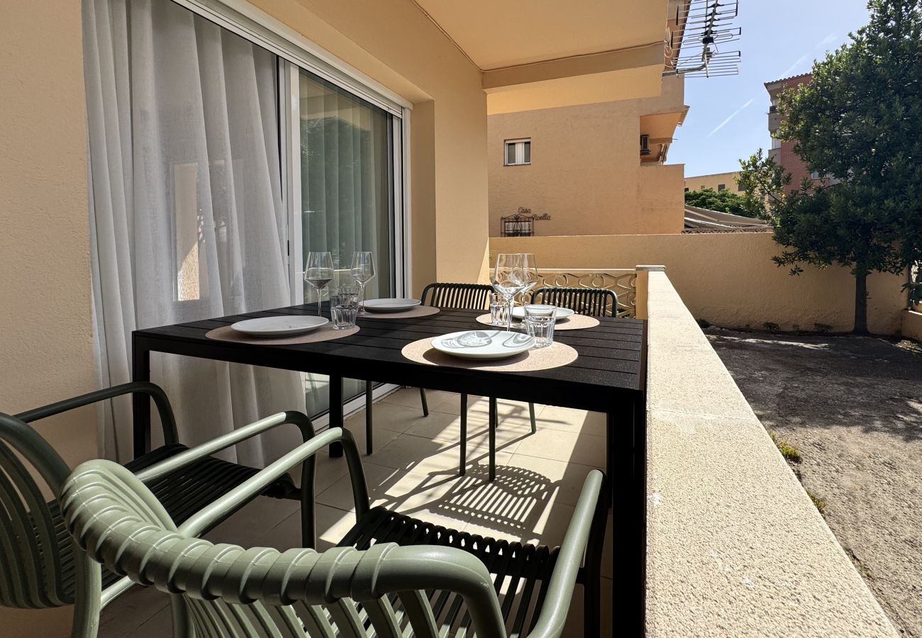 Apartment in L'Escala - Luna