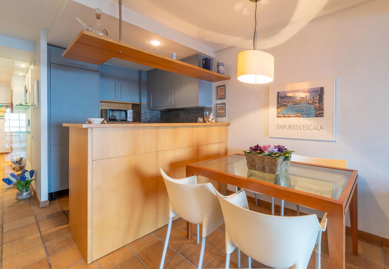 Apartment in L'Escala - Aina