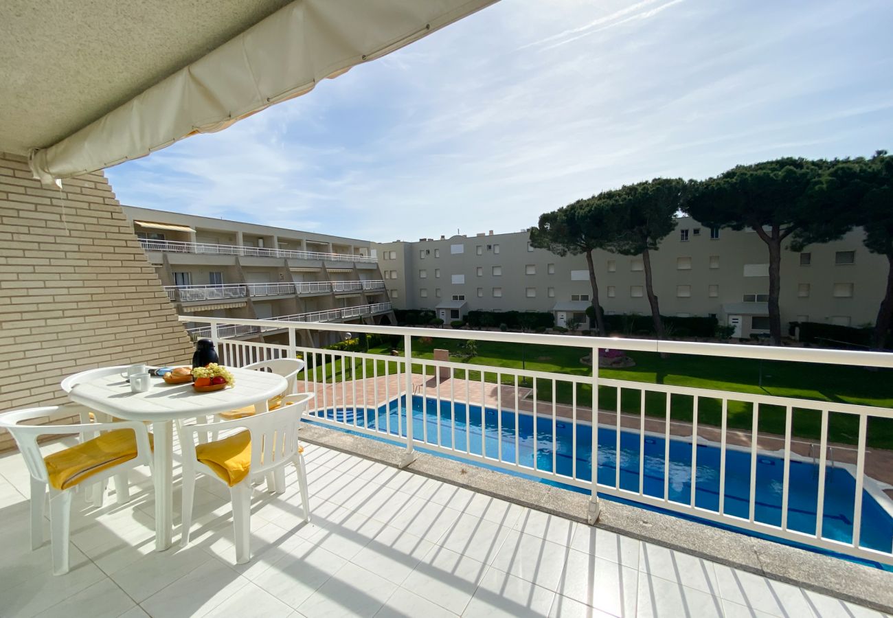 Apartment in L'Escala - Lima