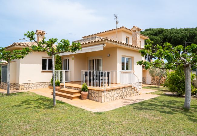 Villa/Dettached house in L'Escala - Mercedes