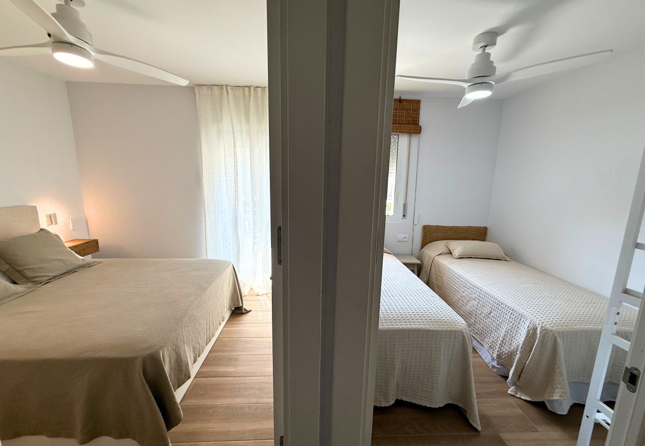 Apartment in L'Escala - Lyra