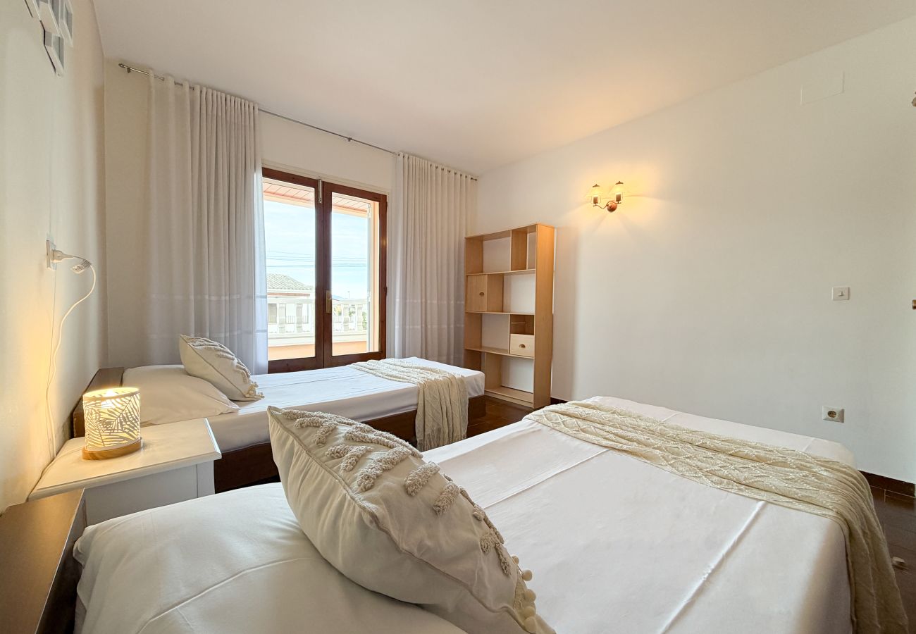 Villa in L'Escala - Mariela