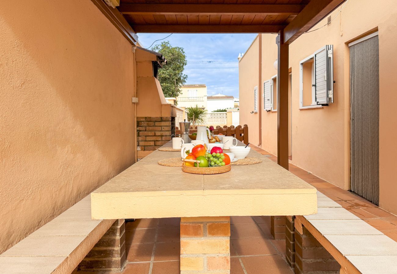 Villa in L'Escala - Mariela