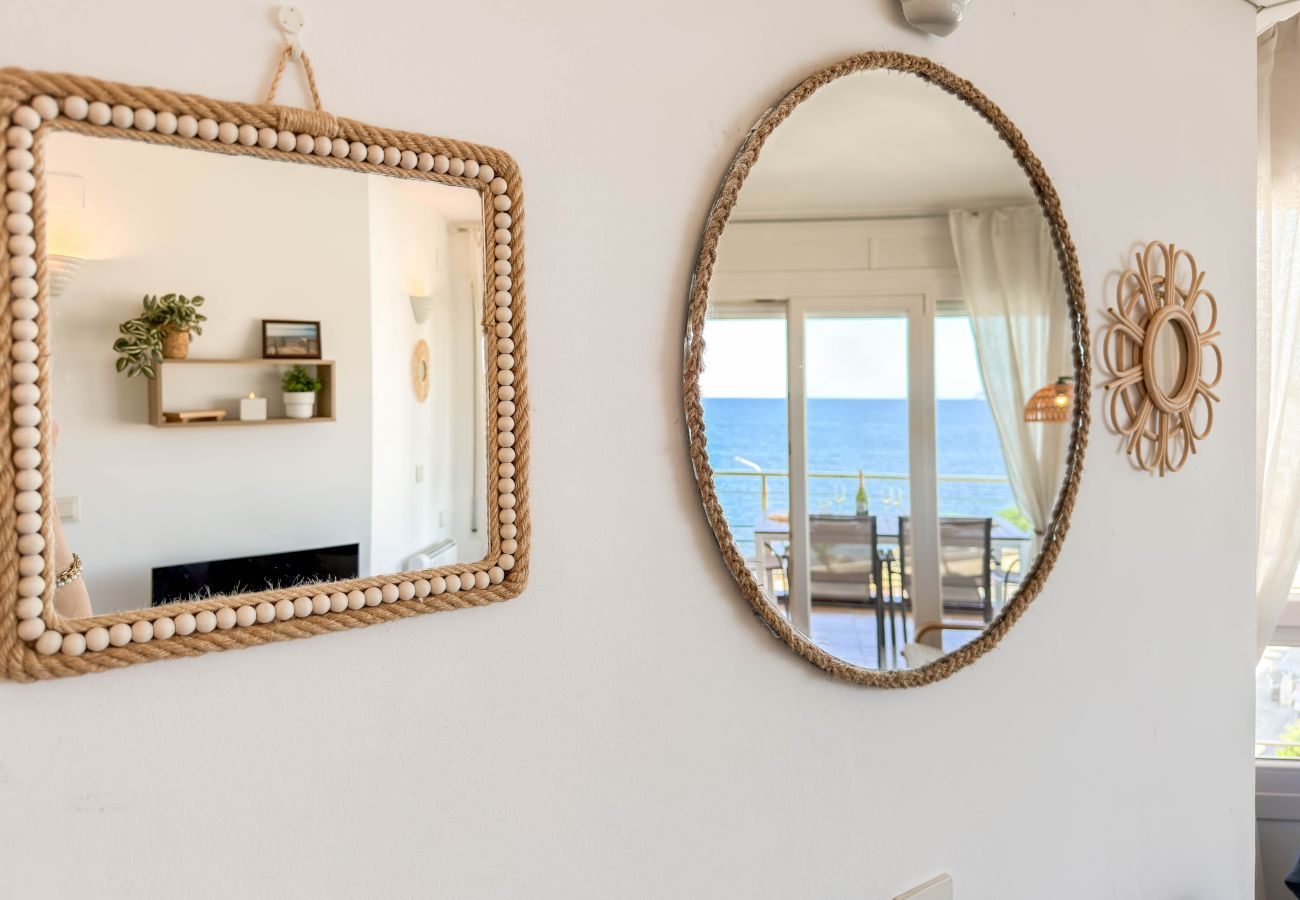Apartment in L'Escala - Maricel