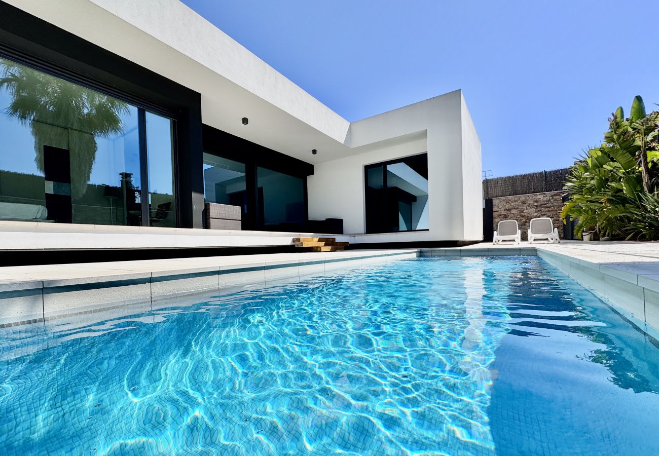 Villa à L'Escala - Blanca