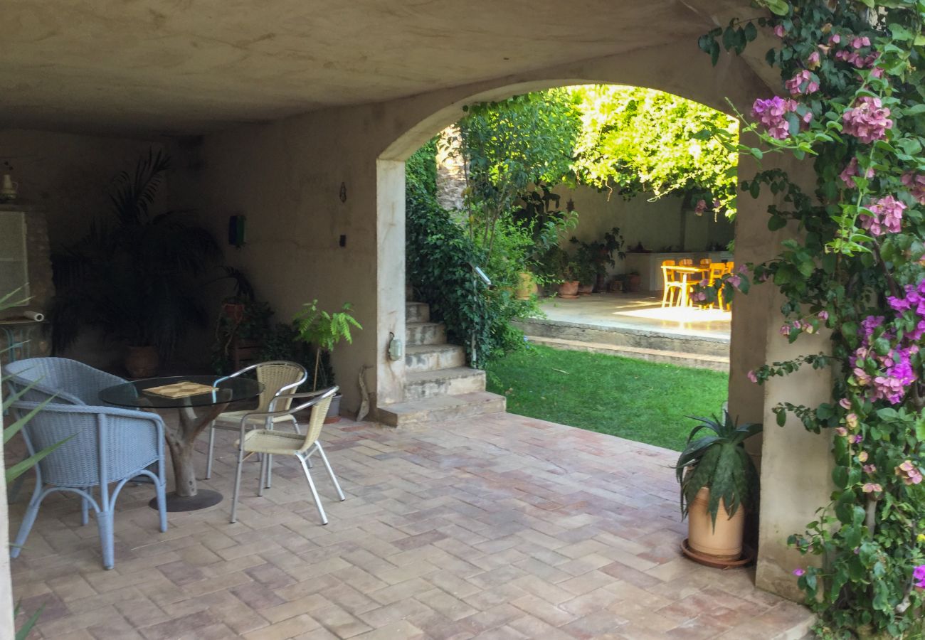 Gîte Rural à Ventalló - Gran Casa Rustica con Alma Mediterranea