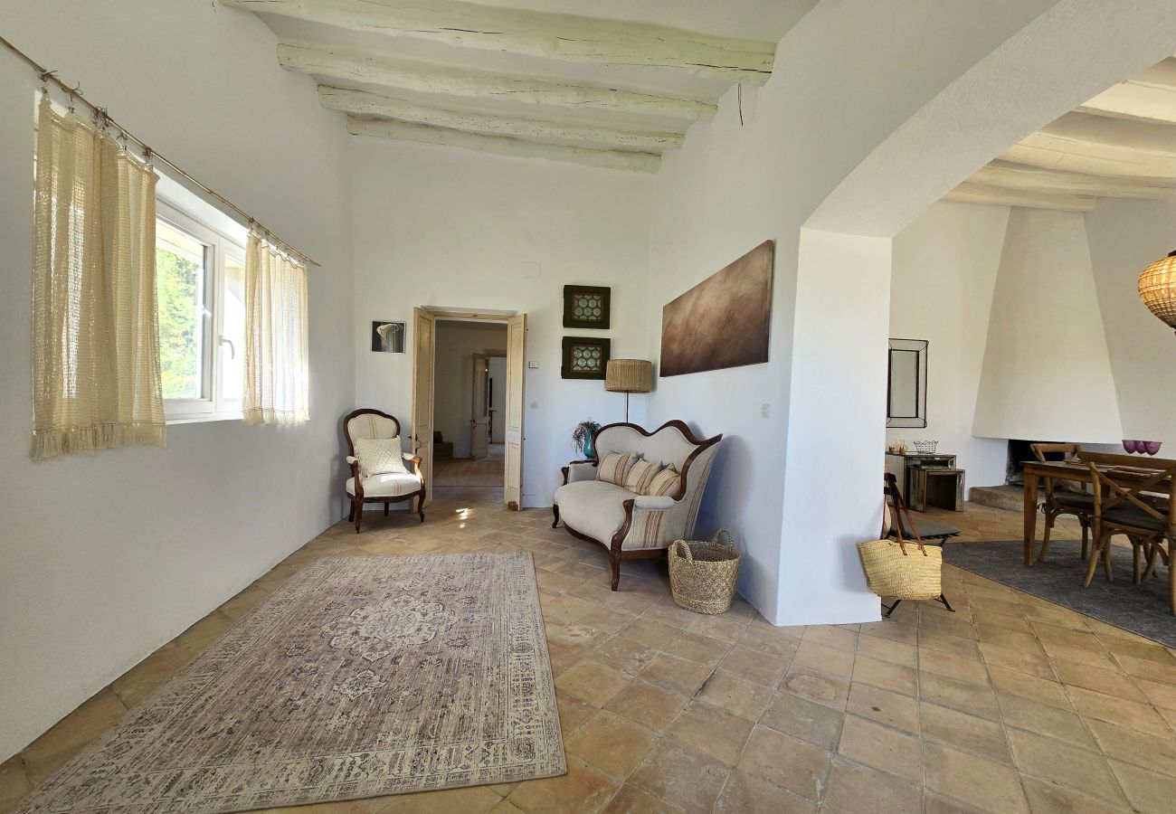 Gîte Rural à Ventalló - Gran Casa Rustica con Alma Mediterranea