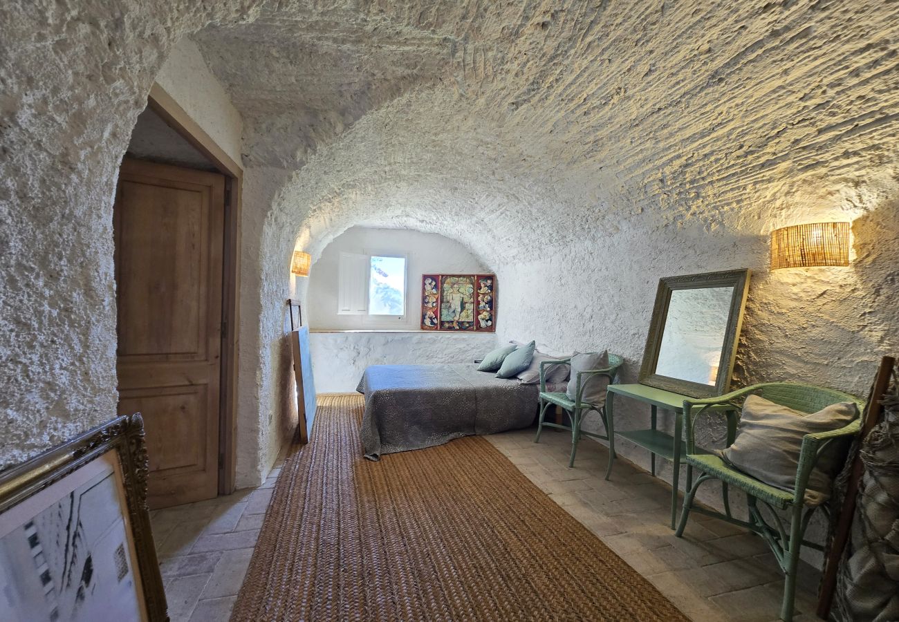 Gîte Rural à Ventalló - Gran Casa Rustica con Alma Mediterranea