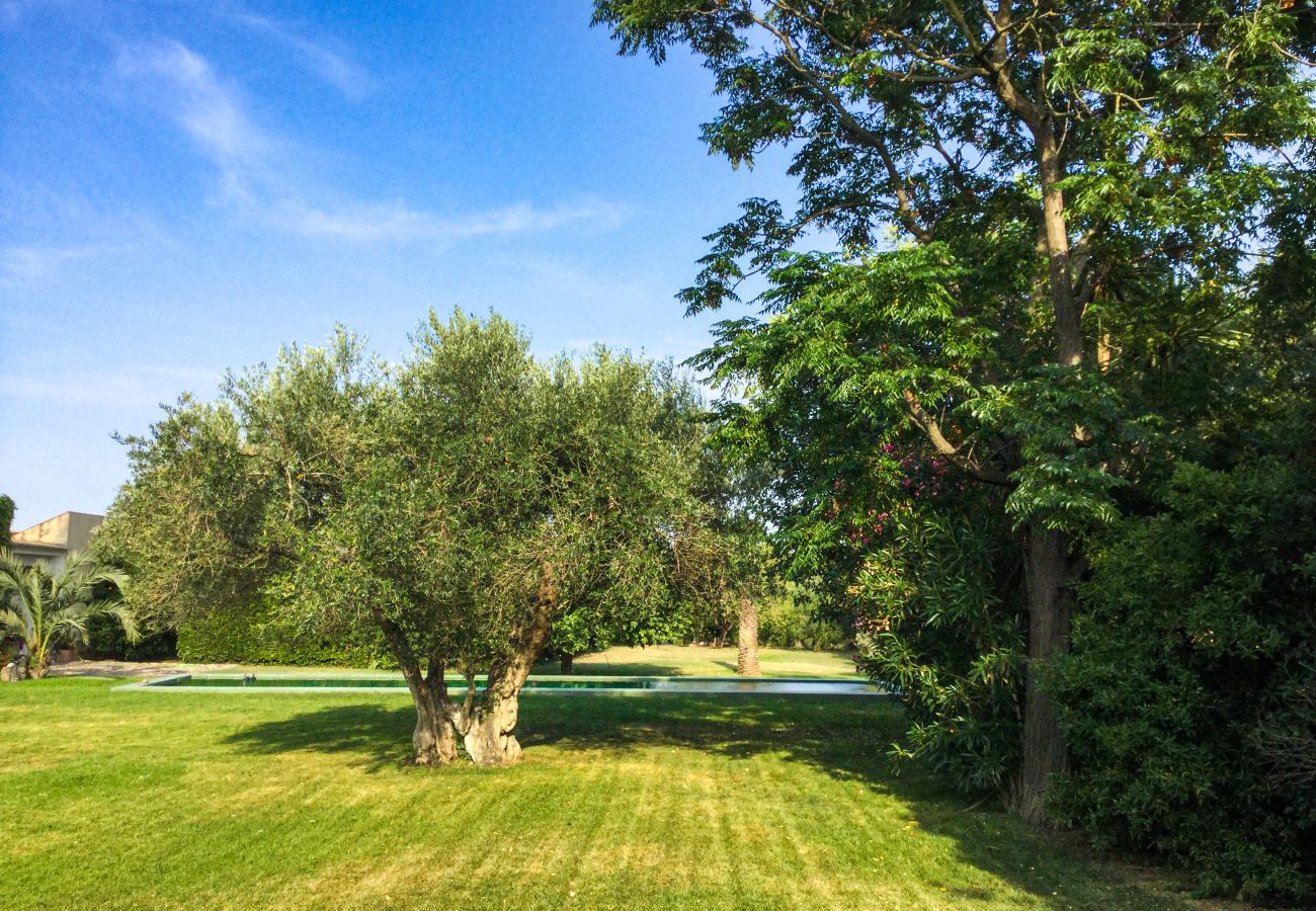 Gîte Rural à Ventalló - Gran Casa Rustica con Alma Mediterranea