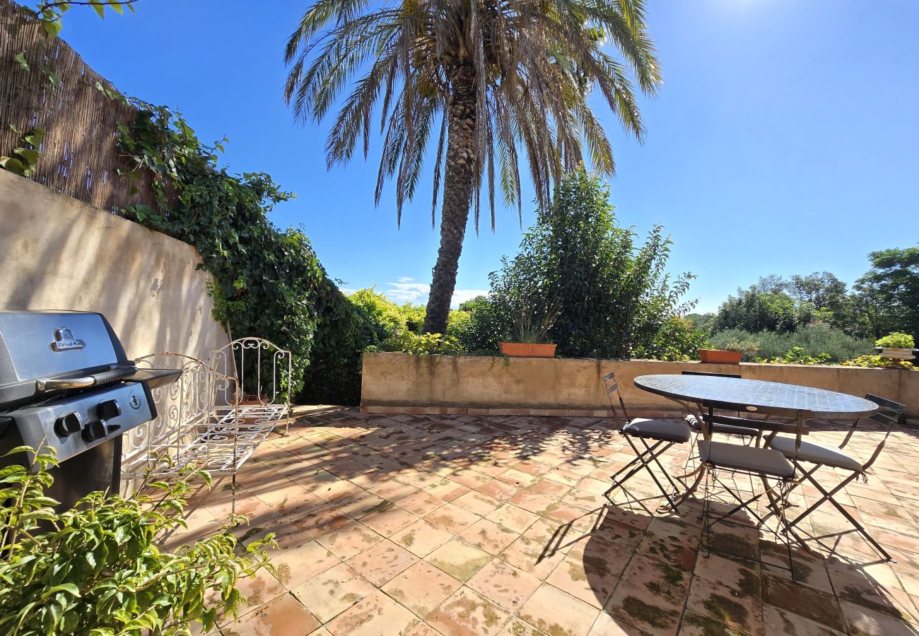 Gîte Rural à Ventalló - Gran Casa Rustica con Alma Mediterranea