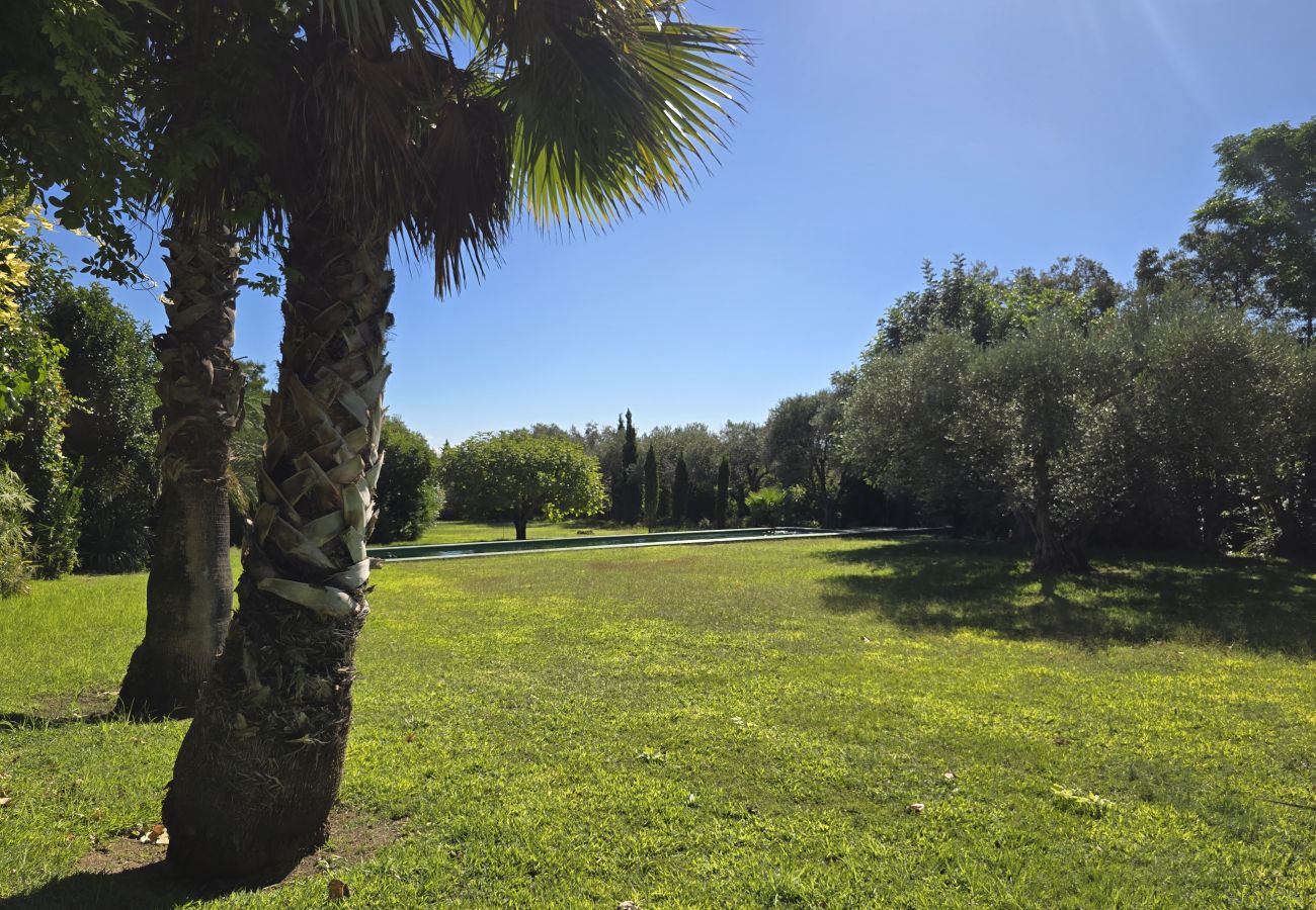 Gîte Rural à Ventalló - Gran Casa Rustica con Alma Mediterranea
