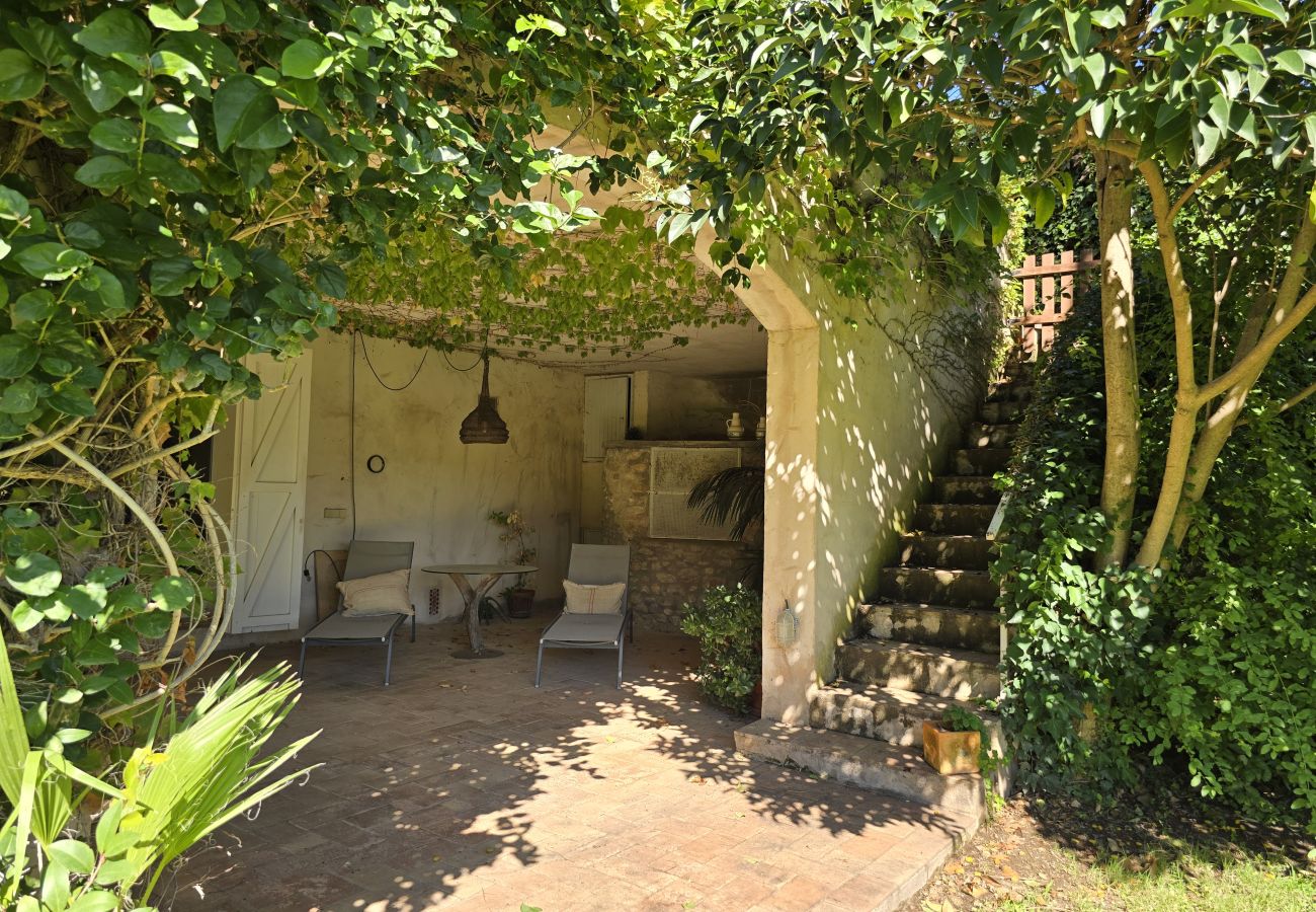 Gîte Rural à Ventalló - Gran Casa Rustica con Alma Mediterranea
