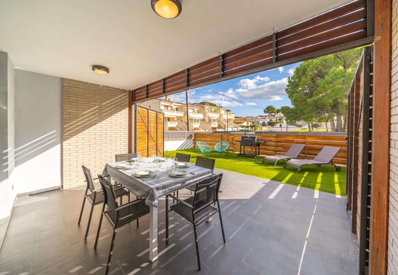 Casa adosada en Escala - Casa adosada en venta en Montgó, L`Escala